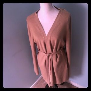 Fabric belted cardigan w/2 attached belt loops